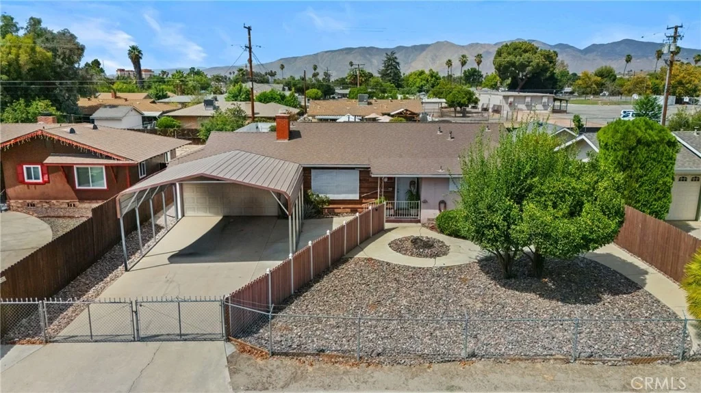 Photo of 40354 Clark