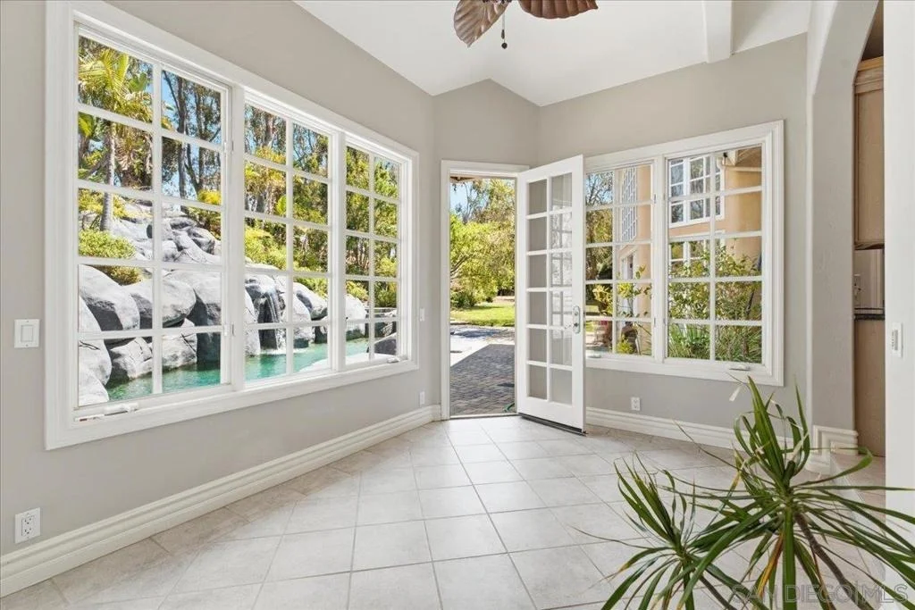 Photo of 6150 Avenida Alteras
