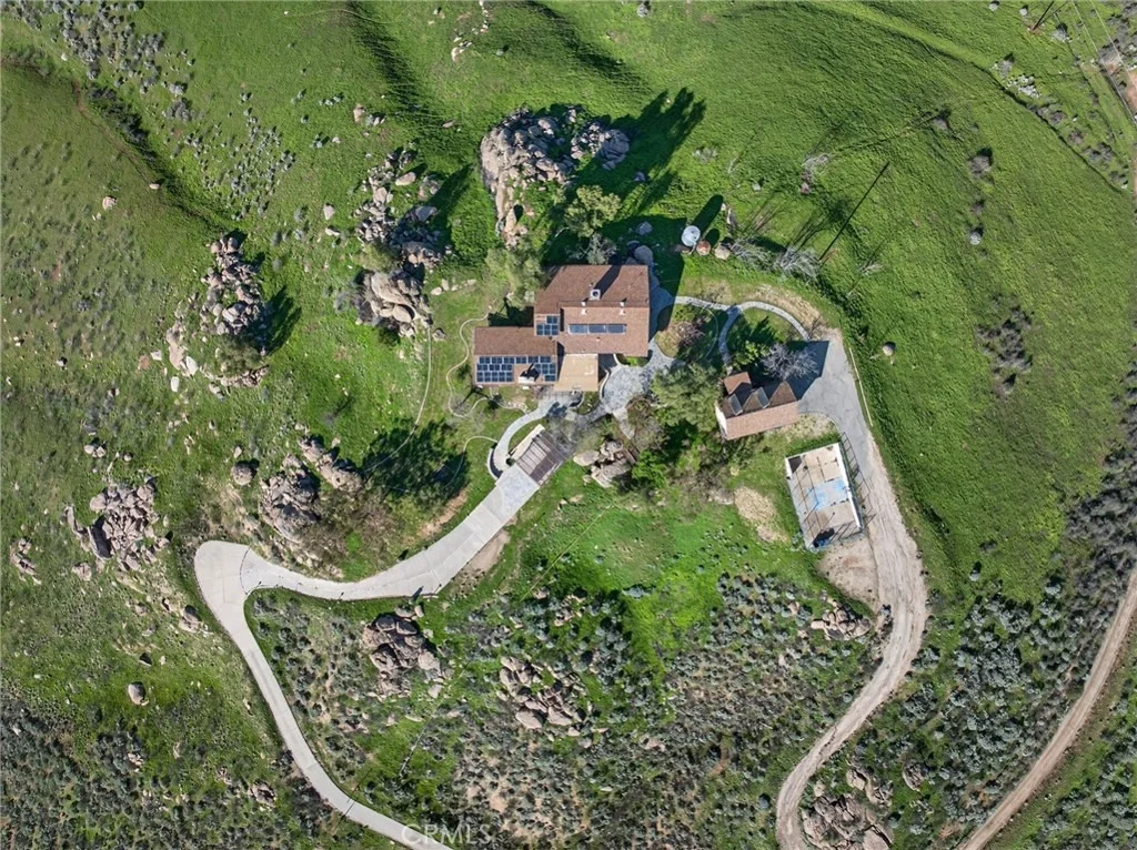 Photo of 20682 Hill Top Drive
