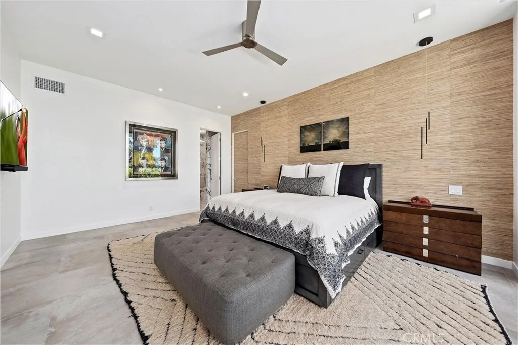 Photo of 47090 Amir Drive