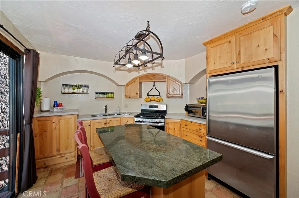 Photo of 904 Raleigh Drive