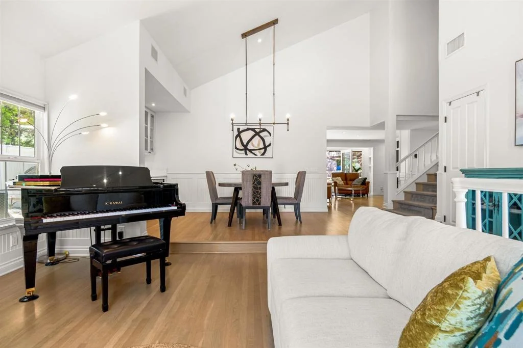 Photo of 3533 Calle Gavanzo