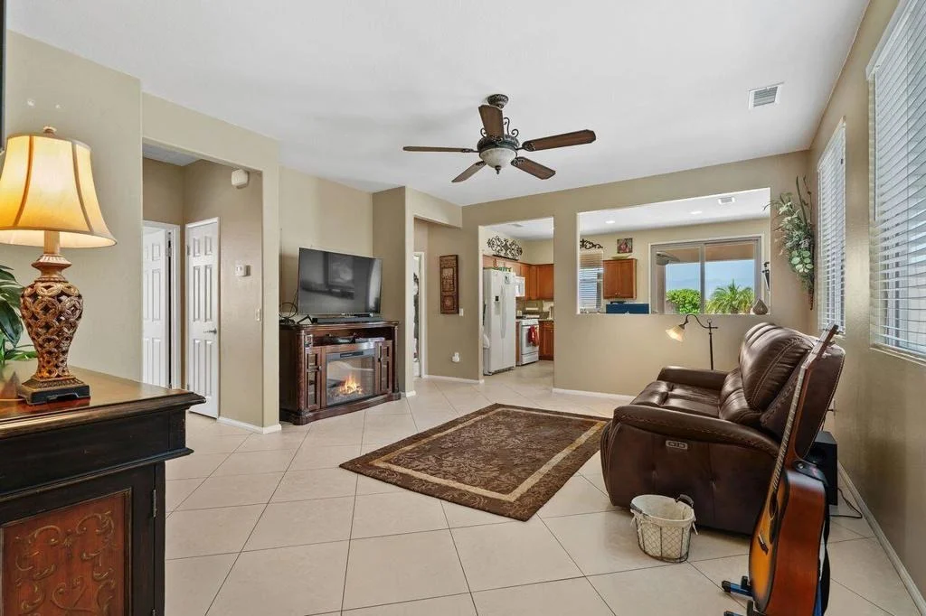 Photo of 41563 Calle Pampas