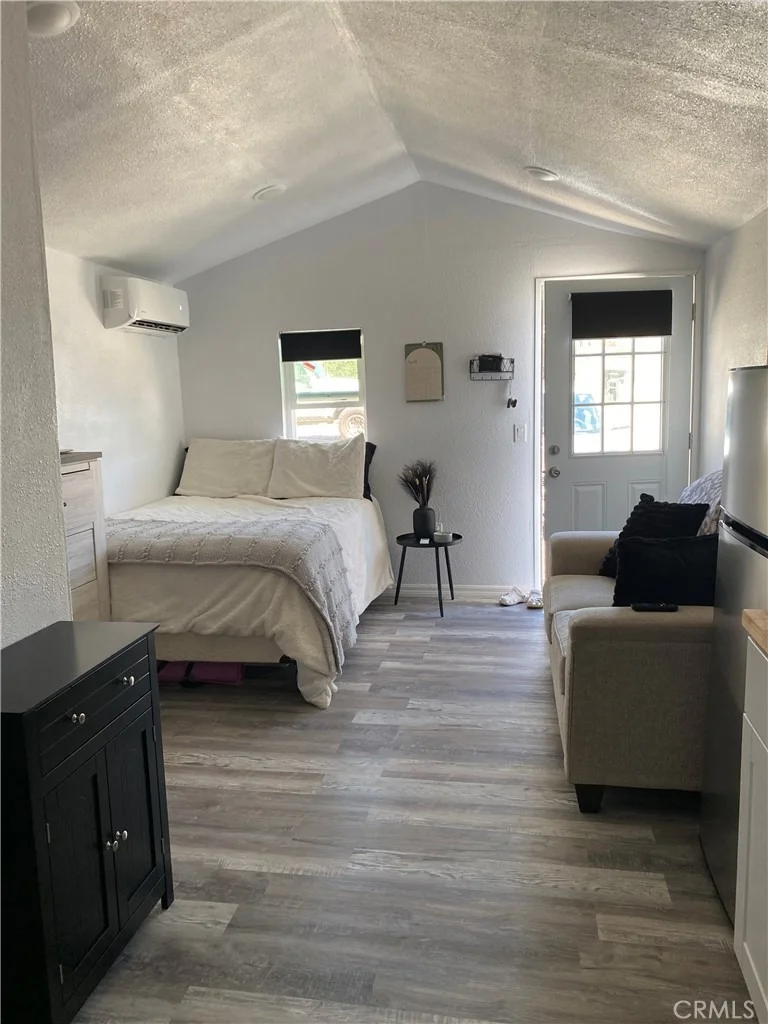 Photo of 9584 Avenida Miravilla