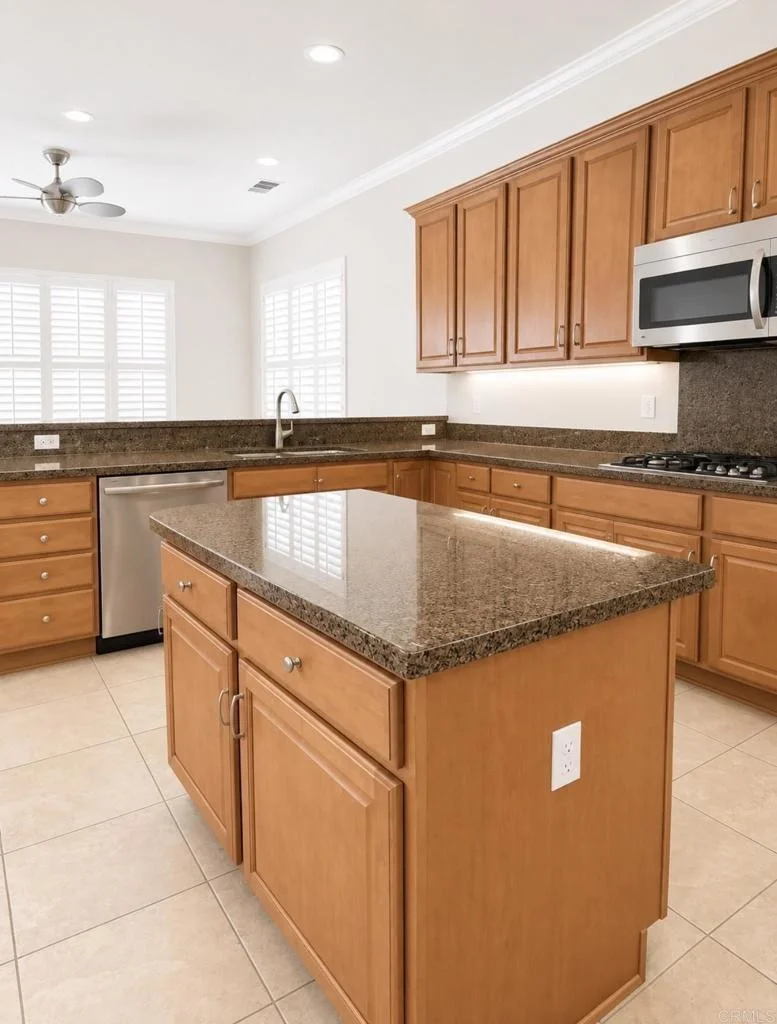 Photo of 81391 Avenida Madrid