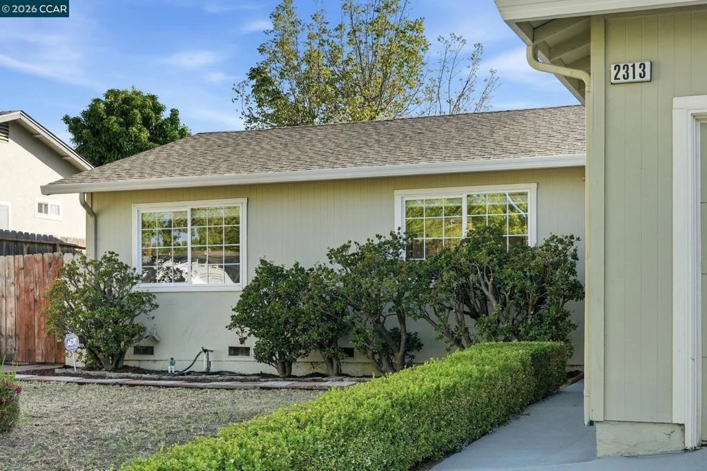 Photo of 2313 Panoramic Dr