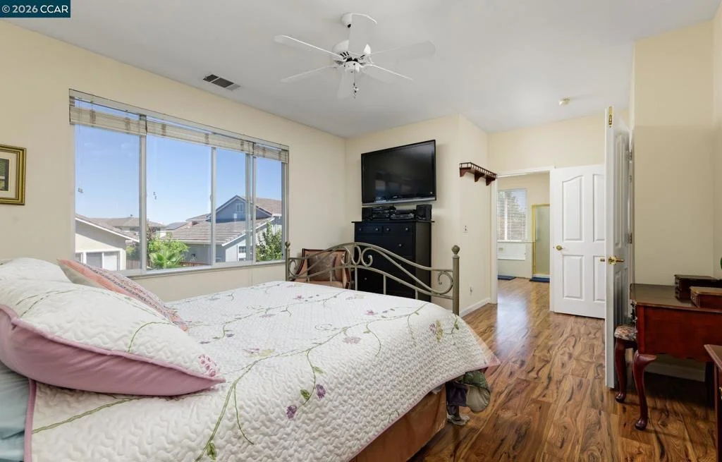 Photo of 1315 Oak Crest Way