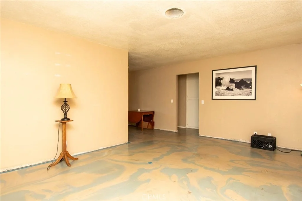 Photo of 568 Kerilyn Lane