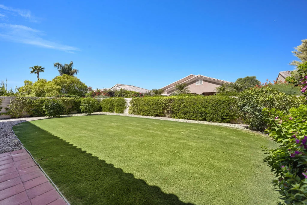 Photo of 40125 Calle Ebano