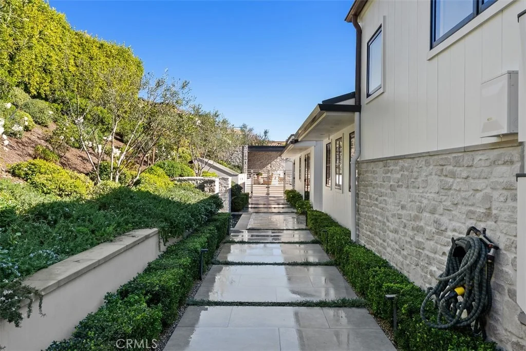 Photo of 92 Monarch Bay
