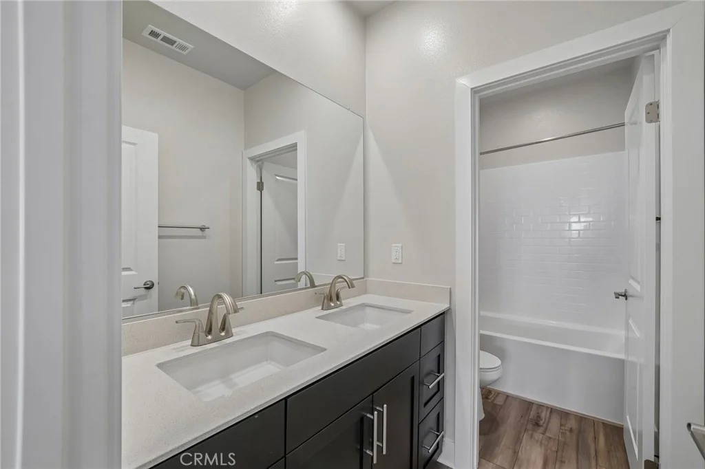Photo of 8533 Tamarack Street