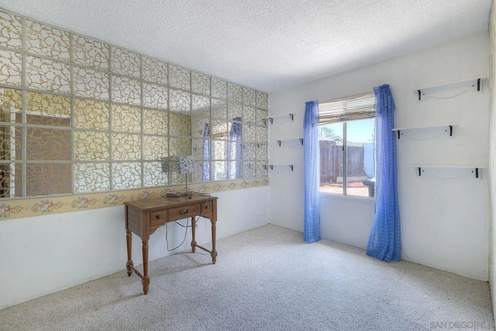 Photo of 965 Spinel Ave