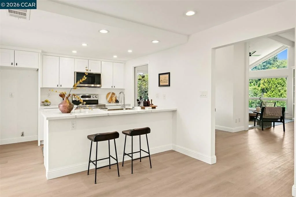 Photo of 1316 Pineview Ln