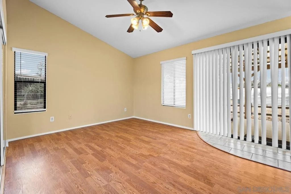 Photo of 1368 Oakleaf Ln