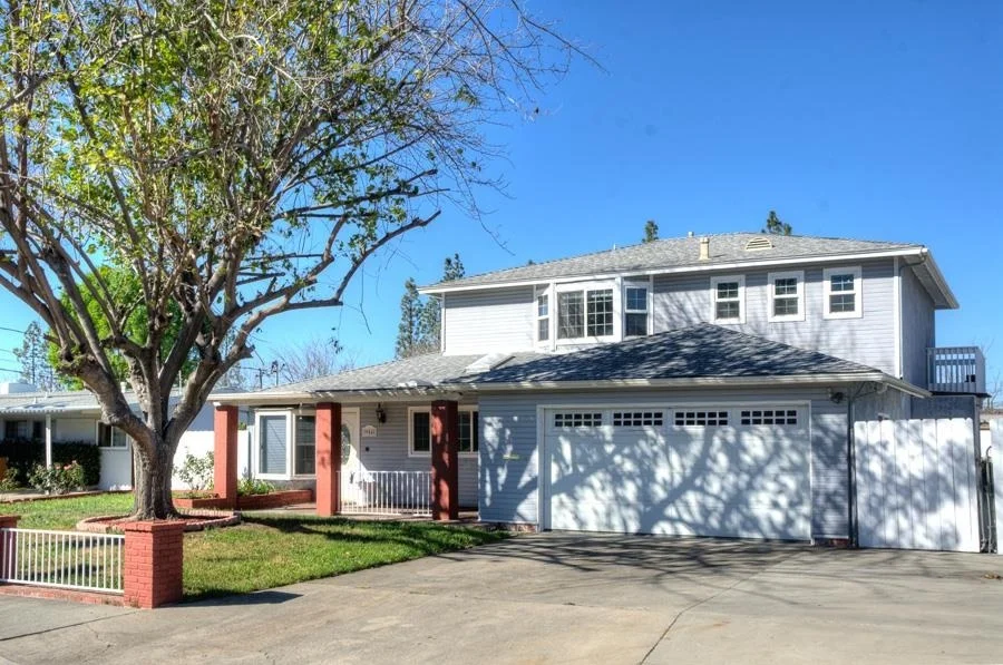 Photo of 956 Gray Drive