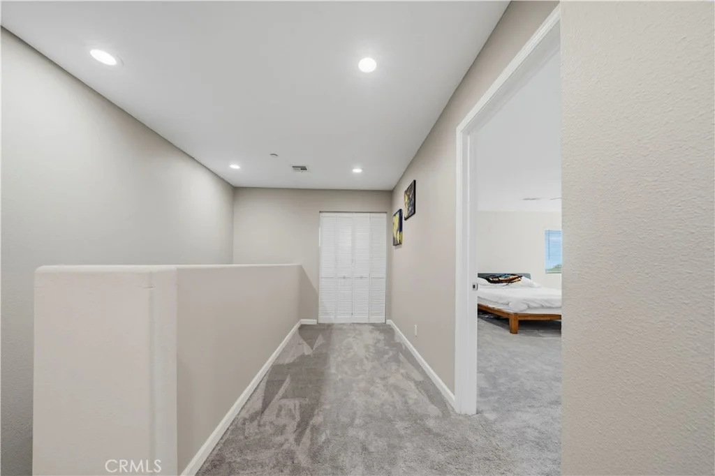 Photo of 1650 Paraiso