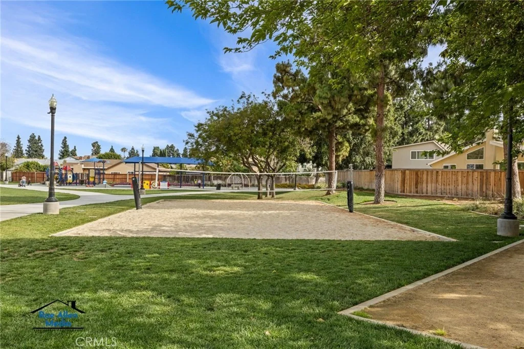 Photo of 14892 Braeburn