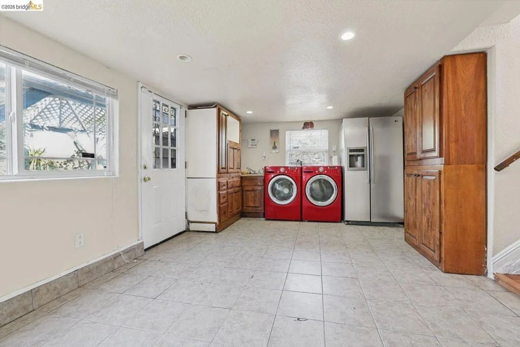 Photo of 1629 68Th Ave