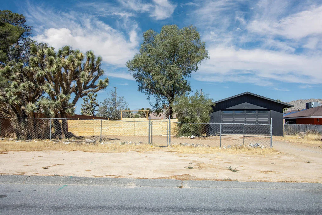 Photo of 7438 Deer Trail