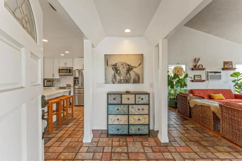 Photo of 4439 La Canada