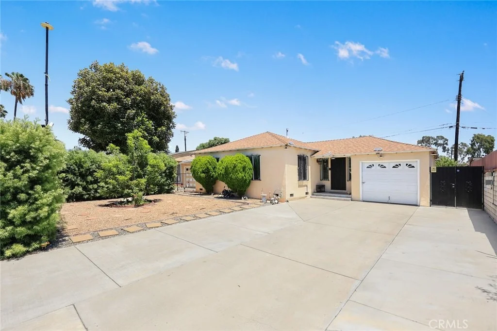 Photo of 4308 Alta Lake Avenue