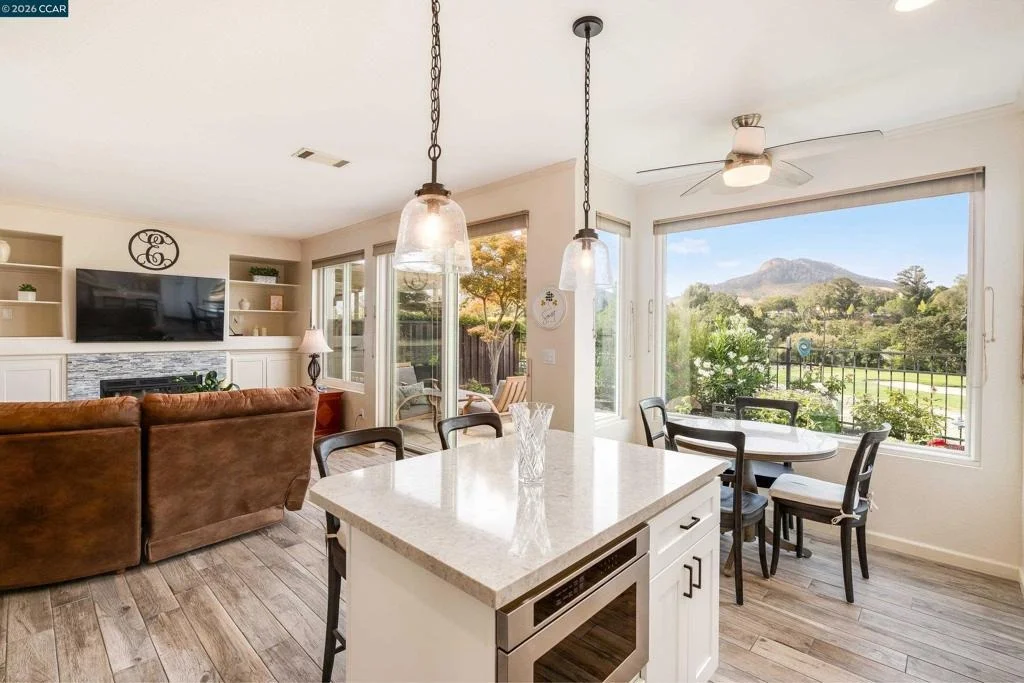 Photo of 1049 Feather Cir