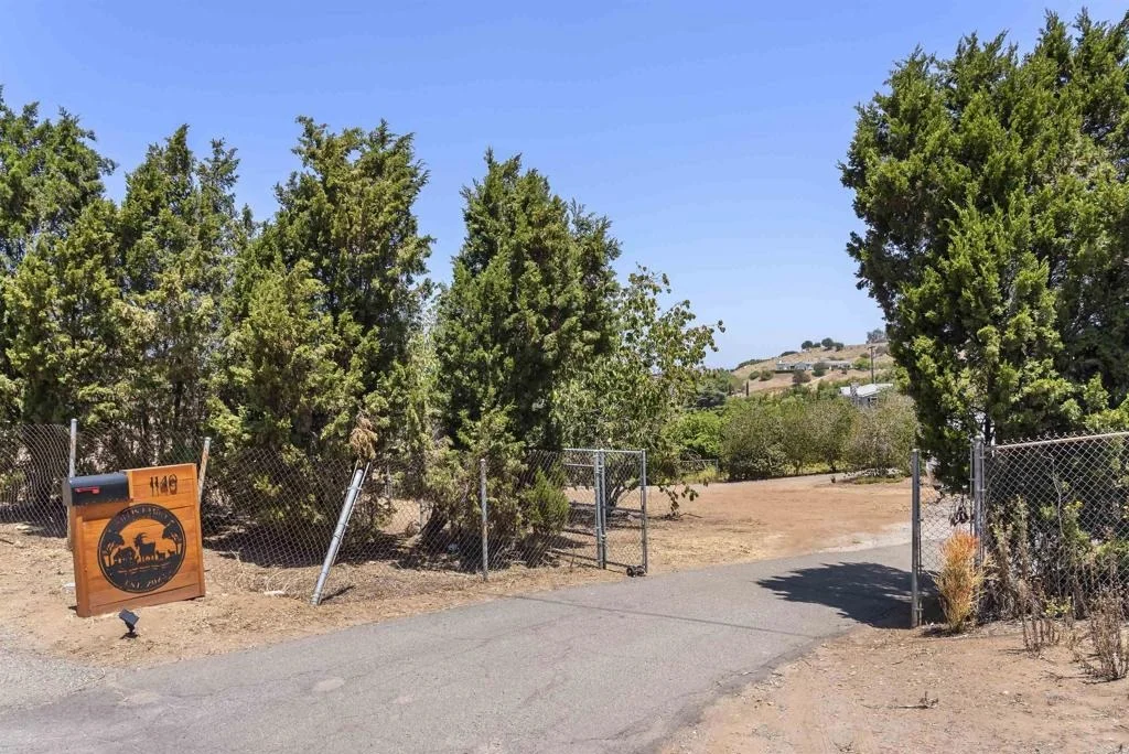 Photo of 1140 Evergreen Lane