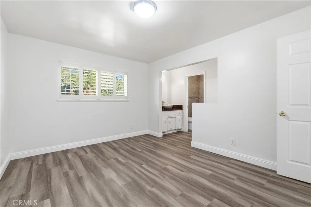 Photo of 44050 27th W