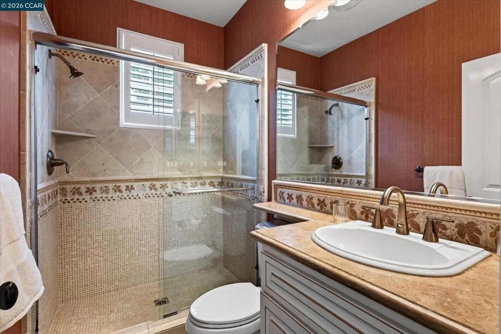 Photo of 3086 Hastings Way