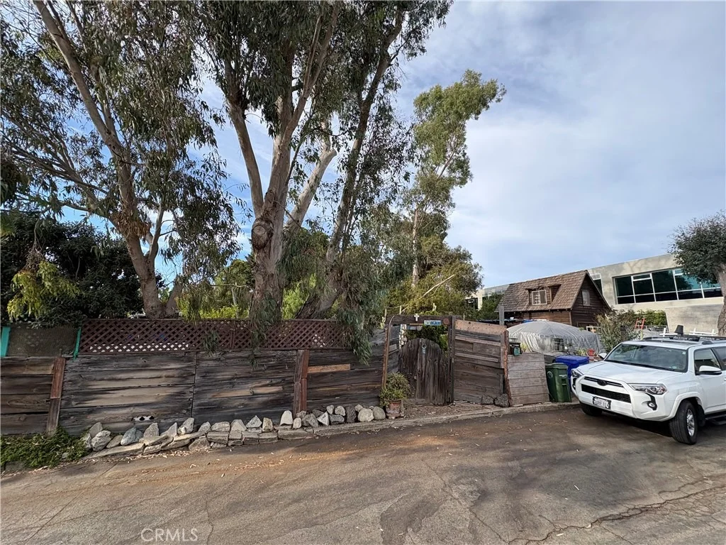 Photo of 1041 Boundary Place