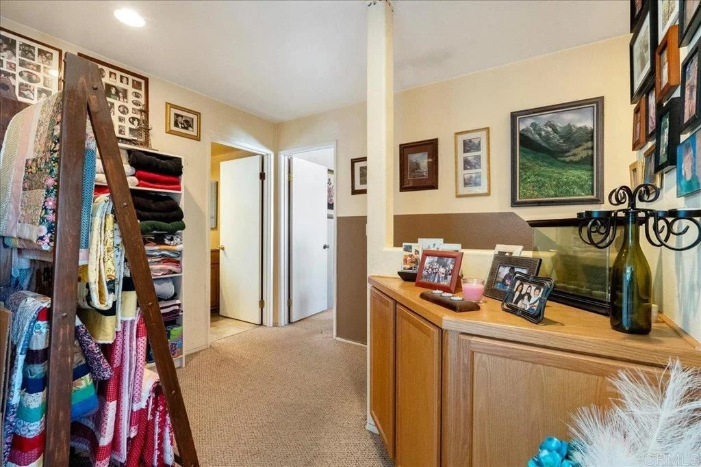 Photo of 1005 ANZA CT