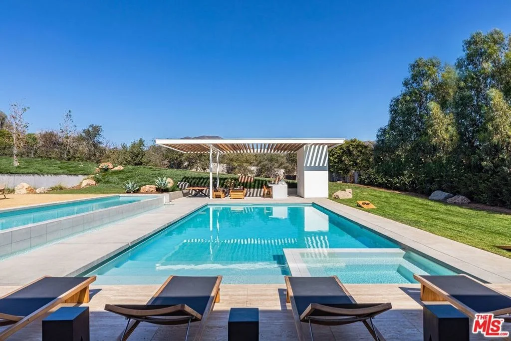 Photo of 28837 Selfridge Drive