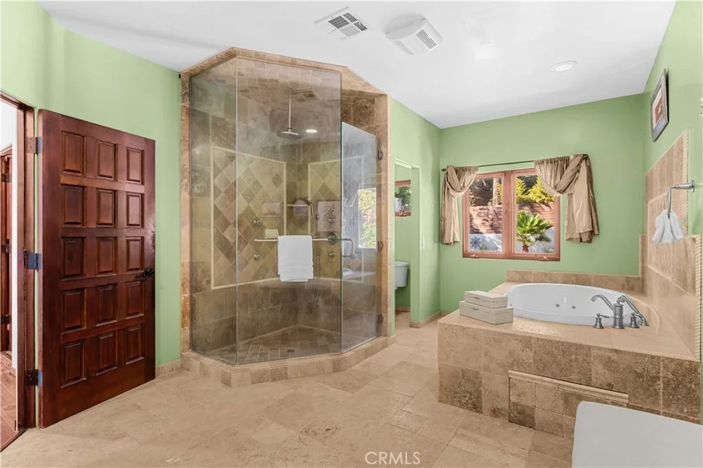 Photo of 2037 Hill Drive