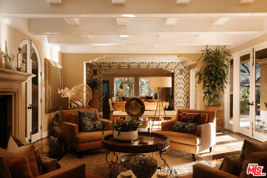 Photo of 2700 Benedict Canyon Drive