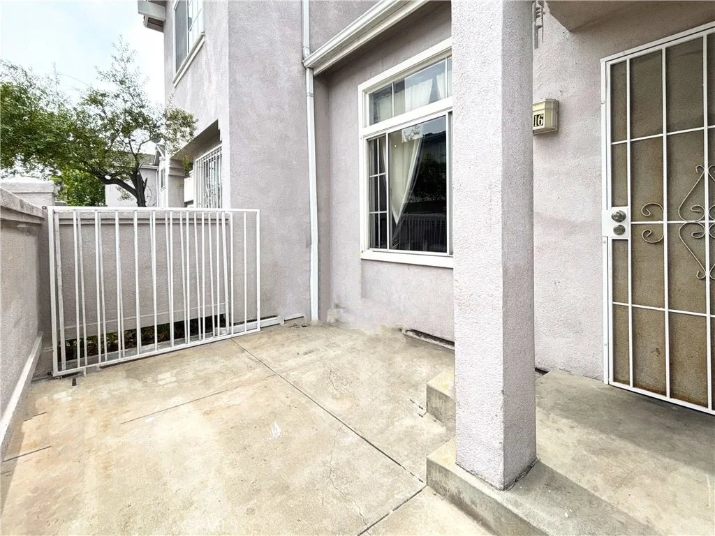 Photo of Unit 16 at 820 W Compton