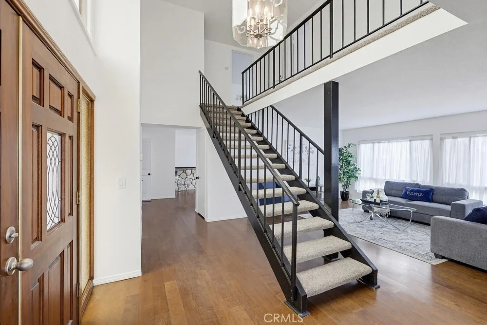 Photo of 4571 Trafalgar