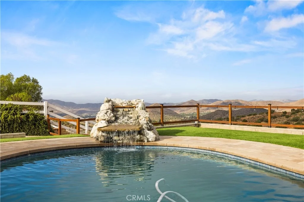 Photo of 34665 Desert Road