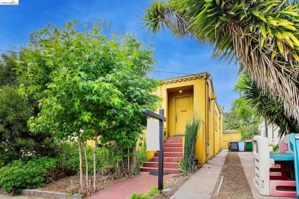Photo of 1839 Dwight Way