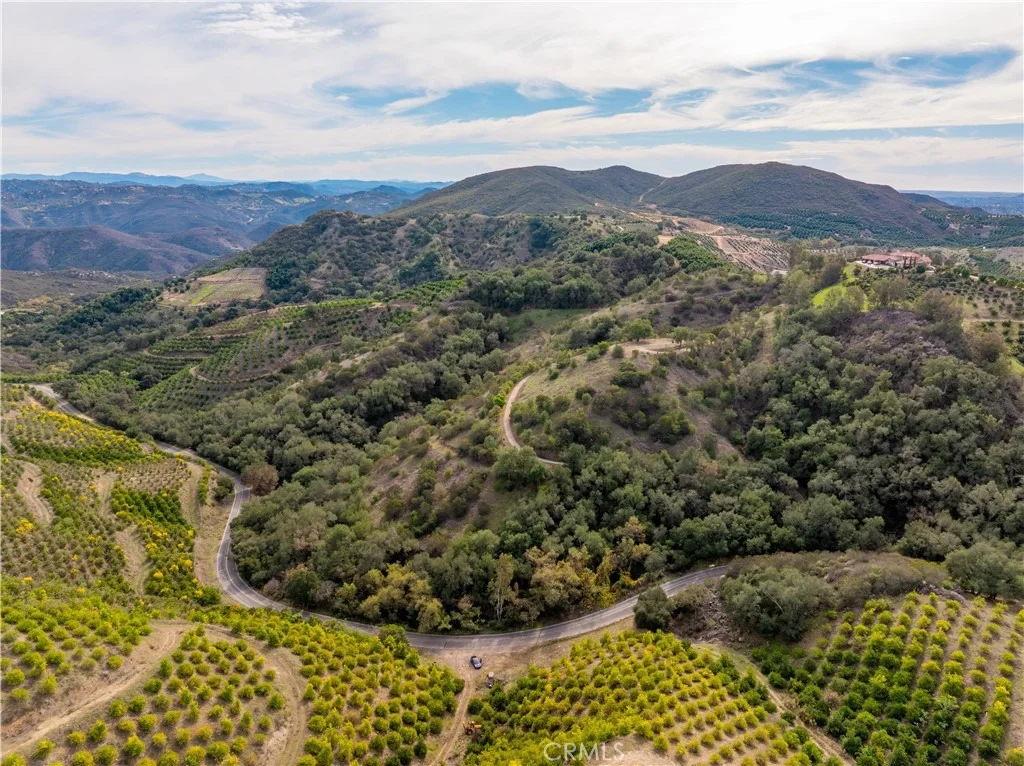 Photo of 46121 Avenida Tierra