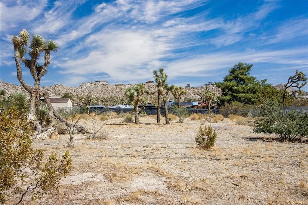 Photo of 57106 Crestview Drive