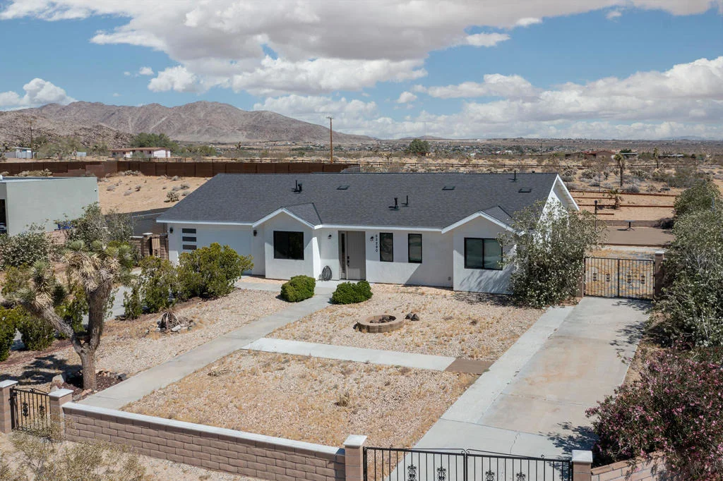 Photo of 62290 Crestview Drive