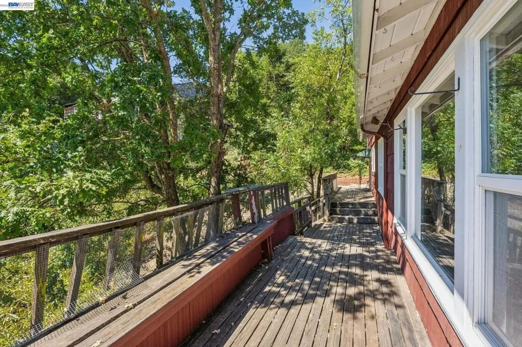 Photo of 21 MONTE VISTA ROAD