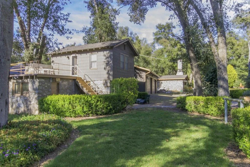 Photo of 28831 Spruce