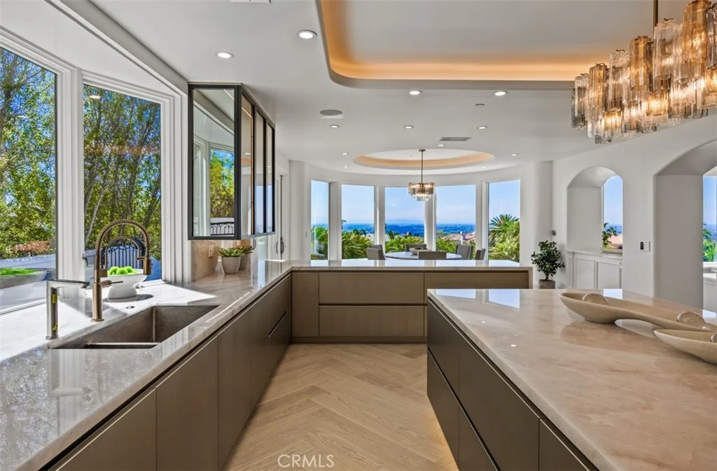 Photo of 5 Sailview