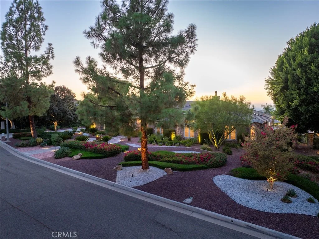 Photo of 6872 Chartwell