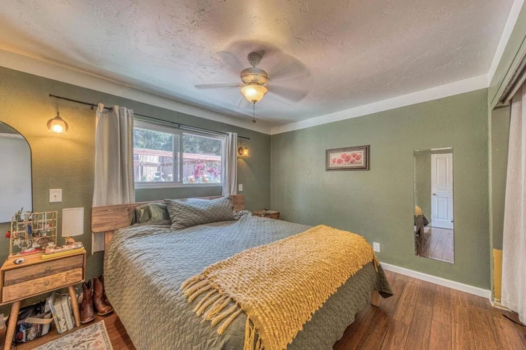 Photo of 19085 Marjorie Road