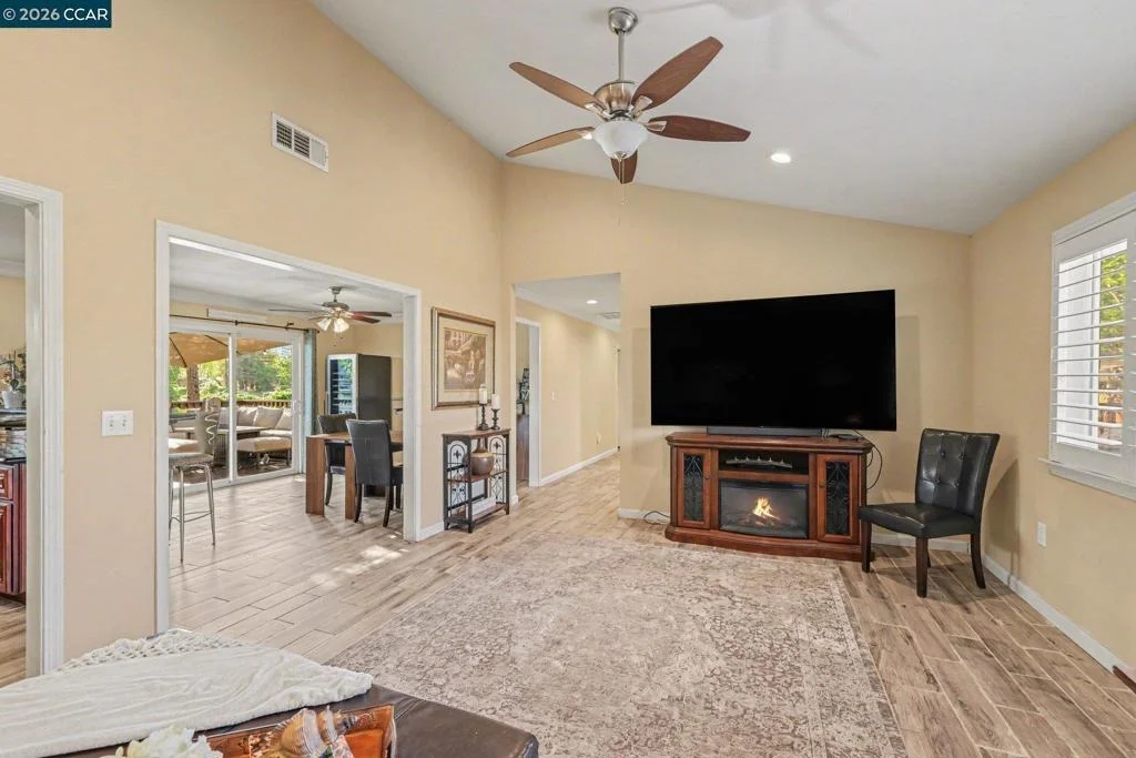 Photo of 2035 Sherman Dr