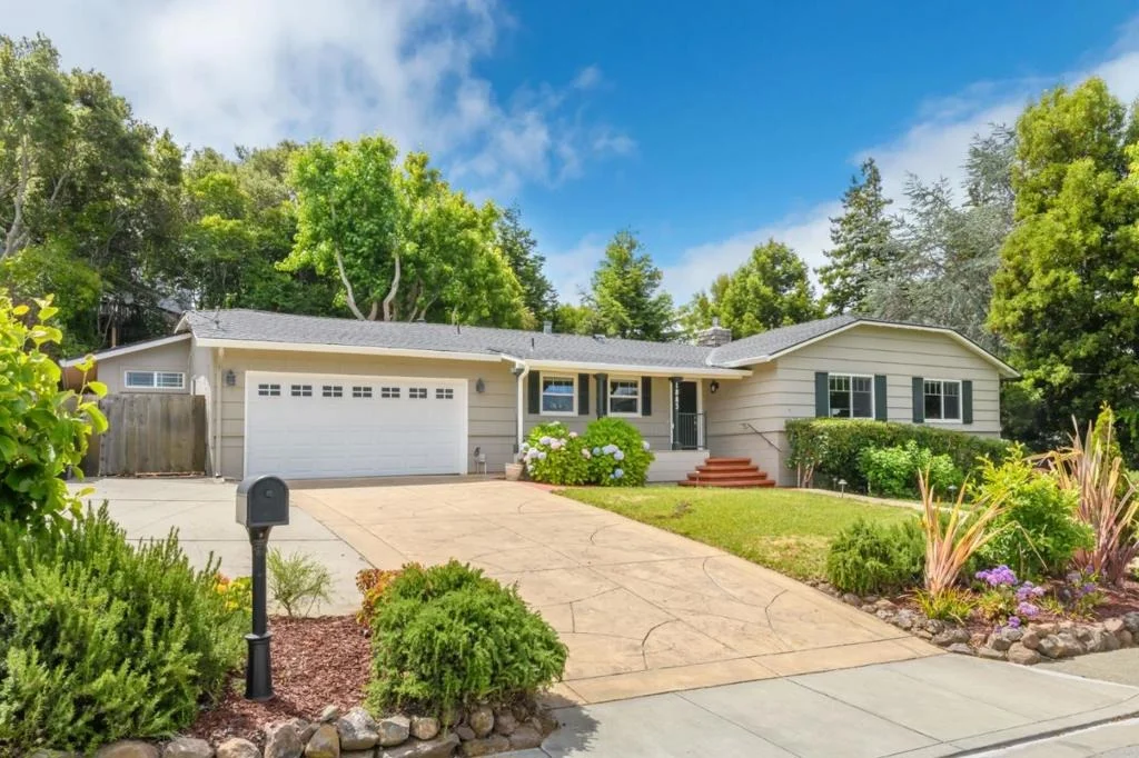 Photo of 1883 Parrott Drive