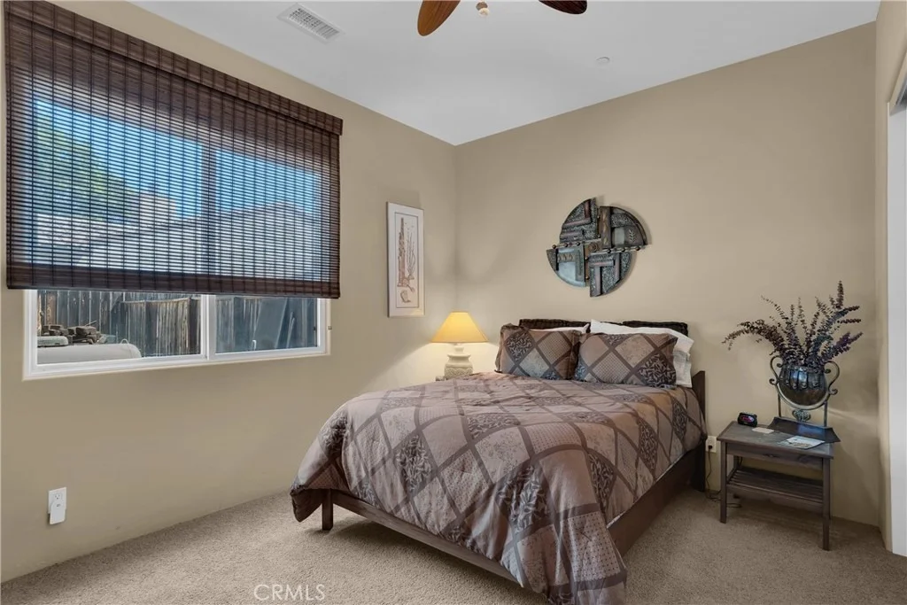 Photo of 925 Valley
