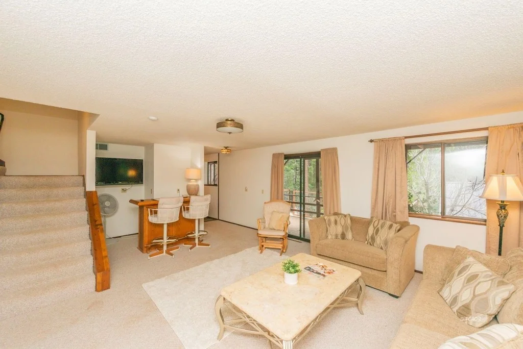 Photo of 410 Lake Forest Dr.